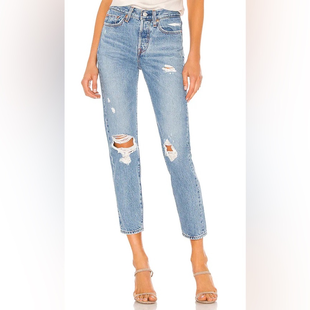 LEVI’S • Wedgie Straight Jeans